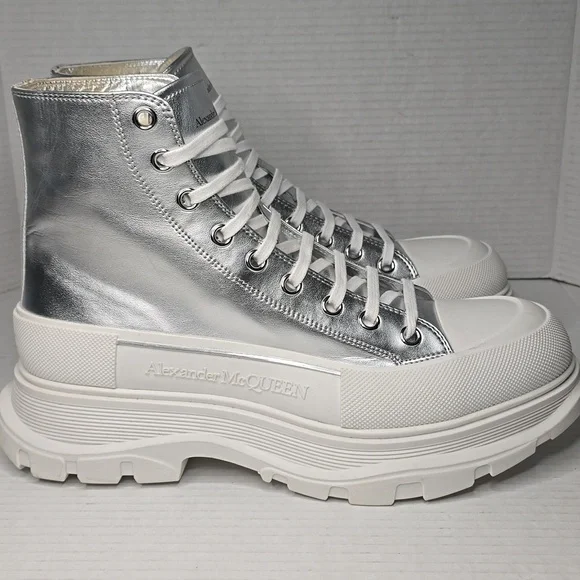 Alexander McQueen Silver Thread High Sneakers - www.pharmaly  display picture 1